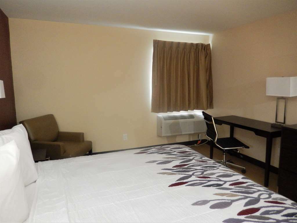 Red Roof Inn פריסברג חדר תמונה