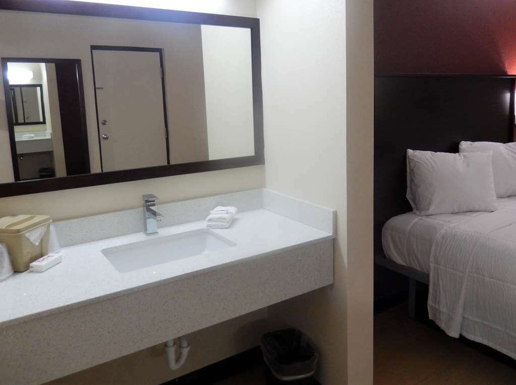 Red Roof Inn פריסברג חדר תמונה